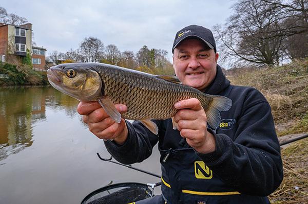 Pole Fishing On Rivers - Tom Scholey