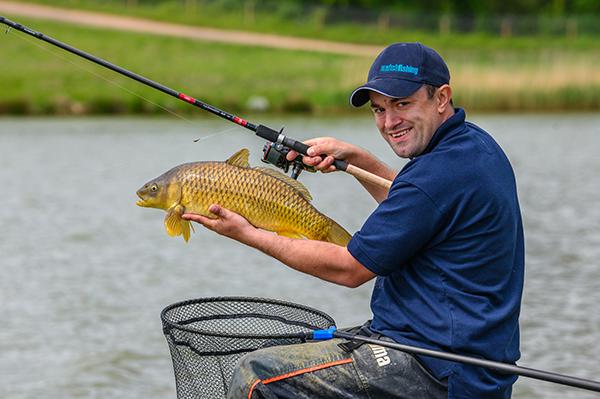 Snag Feeder Fishing - Tommy Pickering