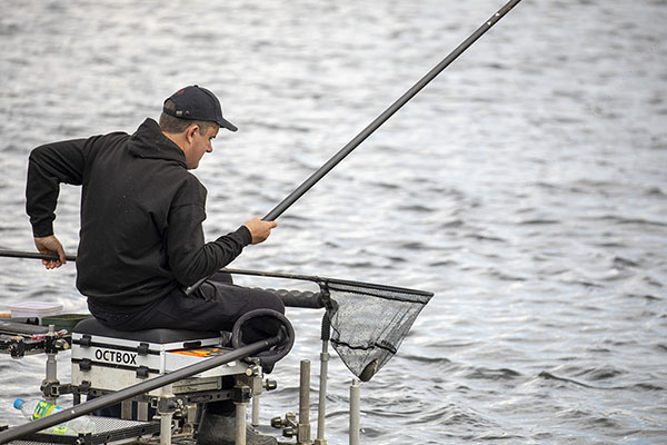 FISHING WITH BALLS 